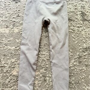 Gray Ribbed Leggings